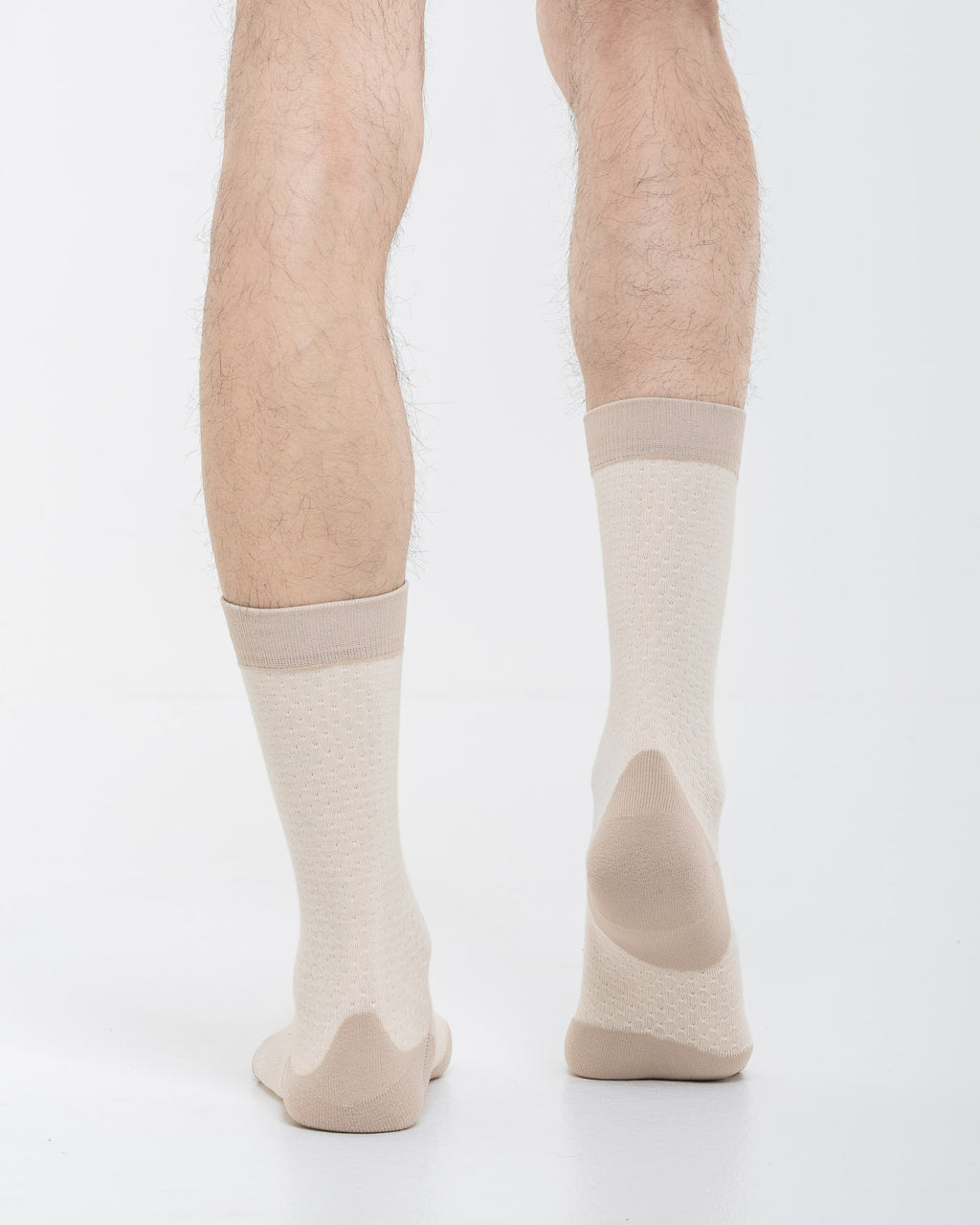 Cardo Radura Strata Lite Half Calf socks in Dove, rear view showing the reinforced heel.